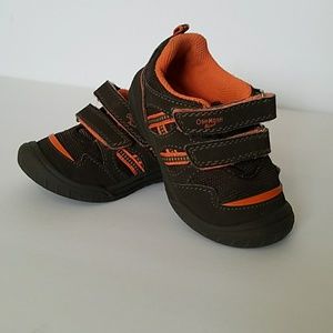 Oshkosh Bumper Toe Brown Toddler Shoes